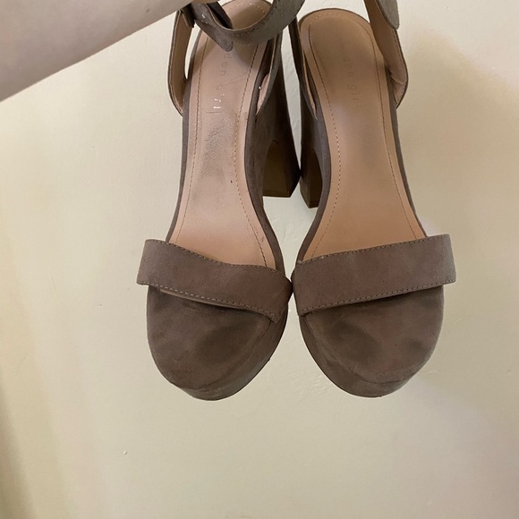 MADDEN GIRL G-HALEE CHUNKY GRAY PLATFORM BLOCK HEELS SANDALS SIZE 8.5 - Picture 5 of 6
